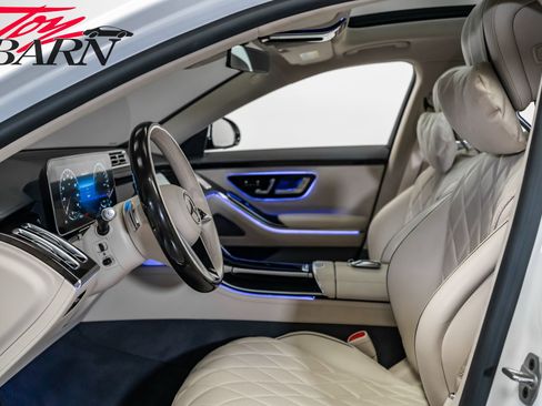 Used 2024 Mercedes-Benz S 580e 4MATIC Sedan image 27