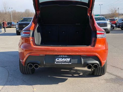 Used 2022 Porsche Macan Base image 7