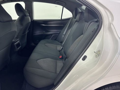 Used 2023 Toyota Camry LE image 18
