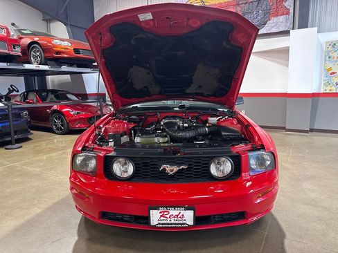 Used 2005 Ford Mustang GT Premium image 58