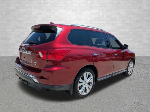 Used 2019 Nissan Pathfinder SL w/ SL Premium Package AWD/4WD image 2
