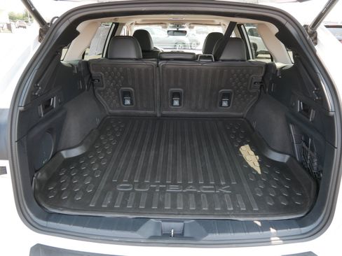 Used 2022 Subaru Outback Limited AWD/4WD image 18