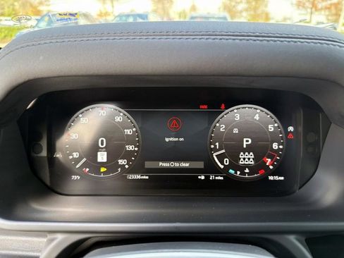 Used 2024 Land Rover Defender 130 X-Dynamic SE image 29