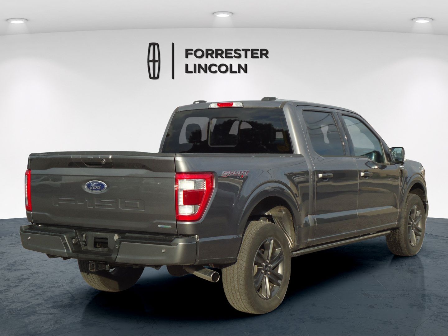 Used 2023 Ford F150 Lariat w/ Equipment Group 502A High AWD/4WD image 3