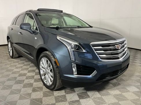 Used 2019 Cadillac XT5 Luxury image 3