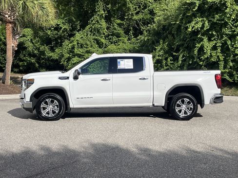 Used 2026 GMC Sierra 1500 SLT AWD/4WD image 6
