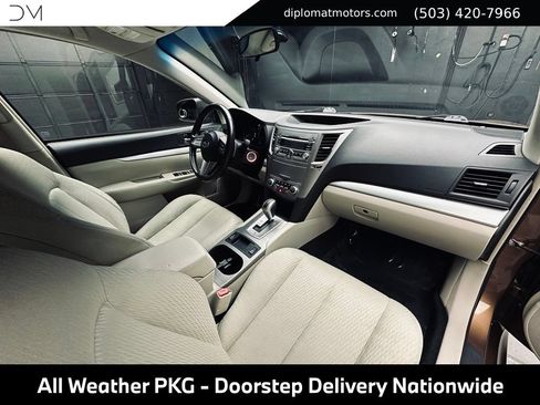 Used 2011 Subaru Legacy 2.5i Premium w/ All-Weather Pkg AWD/4WD image 19
