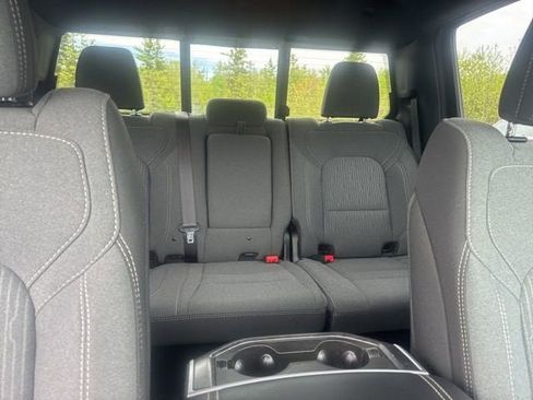 Used 2023 RAM 1500 Big Horn AWD/4WD image 38