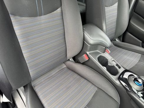 Certified 2024 Nissan Leaf SV Plus FWD image 26