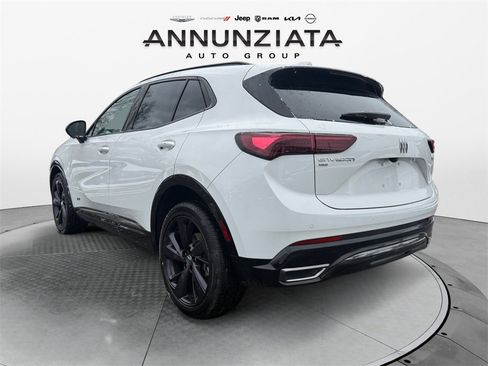 Used 2024 Buick Envision Sport Touring image 3