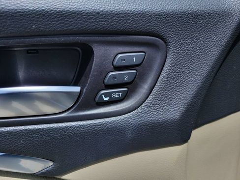 Used 2020 Acura MDX FWD image 18