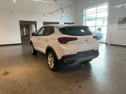 Used 2025 Buick Encore GX Preferred AWD/4WD image 10