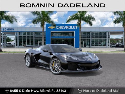 New 2026 Chevrolet Corvette ZR1 w/ ZR1 Carbon Fiber Aero Package RWD image 2