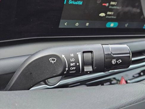 Used 2026 Hyundai Santa Cruz SE FWD image 26