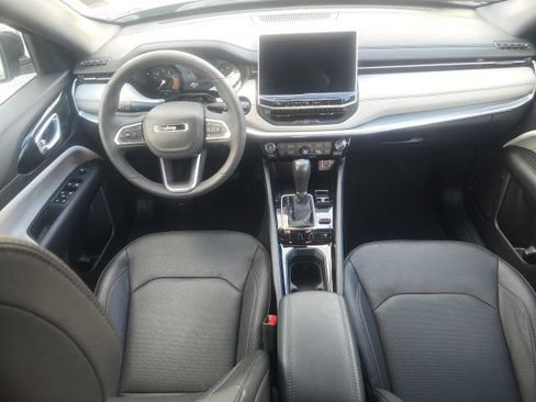 Used 2023 Jeep Compass Limited AWD/4WD image 25