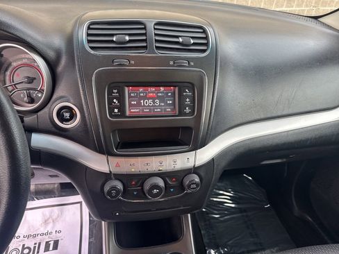 Used 2014 Dodge Journey SXT w/ Flexible Seating Group image 20