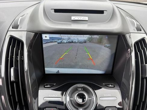 Used 2016 Ford C-MAX SEL w/ Equipment Group 302A image 10