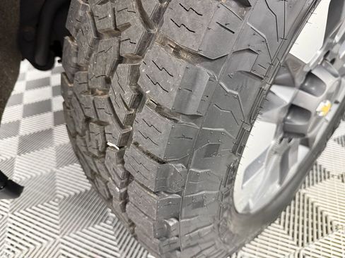 Used 2022 Chevrolet Silverado 2500 LT w/ Convenience Package image 27