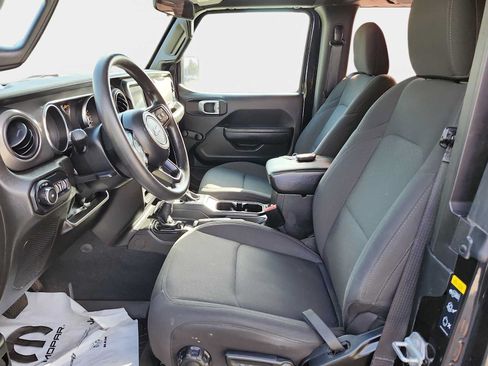 Used 2022 Jeep Wrangler Sport AWD/4WD image 11