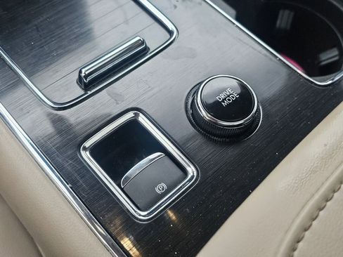 Used 2023 Lincoln Aviator Reserve w/ Equipment Group 201A image 40