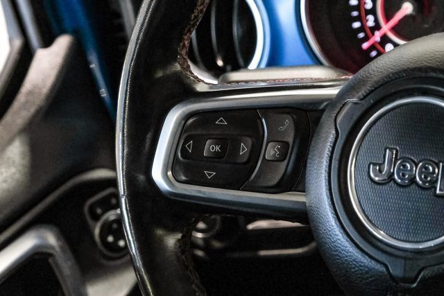 Used 2020 Jeep Gladiator Rubicon AWD/4WD image 20