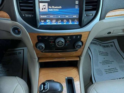 Used 2012 Chrysler 300 Limited w/ Luxury Group image 15