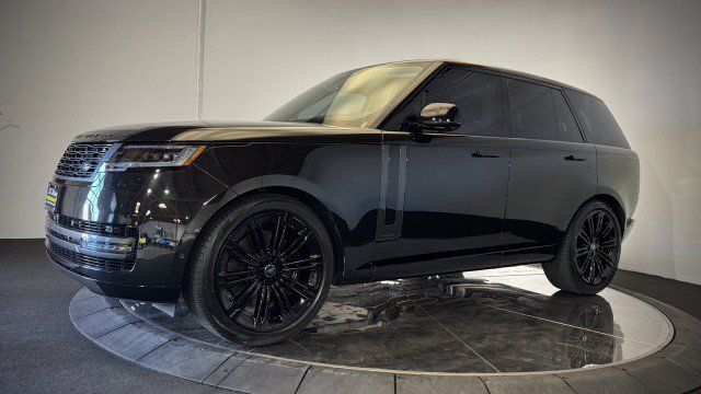 Used 2024 Land Rover Range Rover Autobiography AWD/4WD image 31