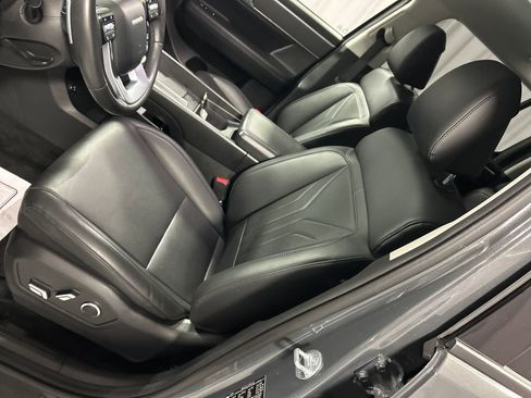 Used 2025 Hyundai Santa Fe SEL FWD image 10