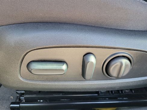 Used 2024 Chevrolet Malibu LT image 17