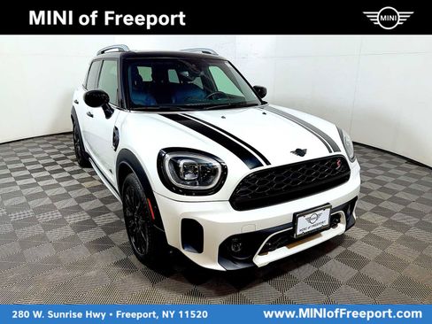 Certified 2024 MINI Cooper Countryman S image 1