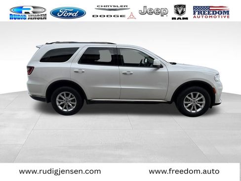 Used 2021 Dodge Durango SXT image 4