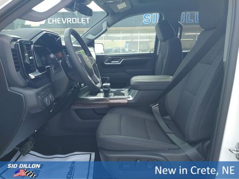 New 2026 Chevrolet Silverado 1500 LT image 3