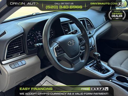 Used 2017 Hyundai Elantra SE FWD image 11