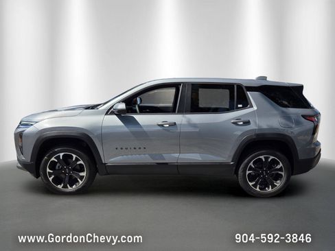 New 2026 Chevrolet Equinox LT FWD image 2
