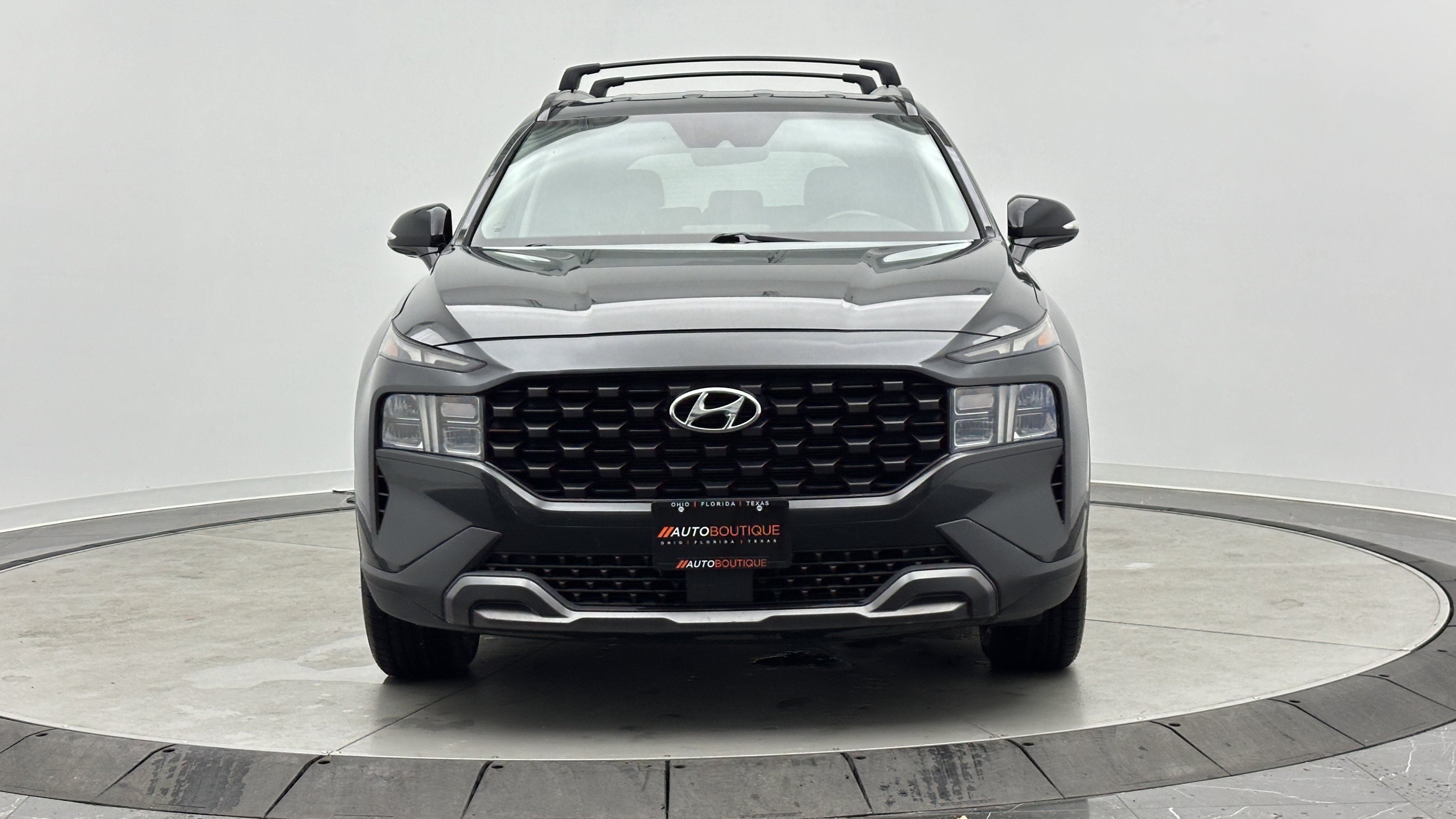 Used 2022 Hyundai Santa Fe XRT FWD image 2