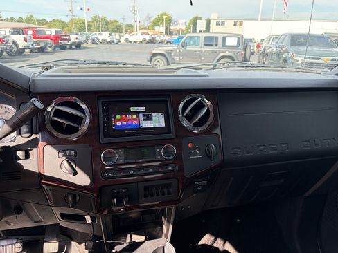 Used 2010 Ford F350 Lariat AWD/4WD image 6