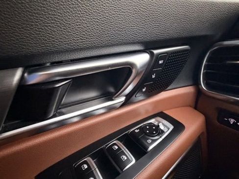 Used 2023 Kia Telluride SX X-Line image 16