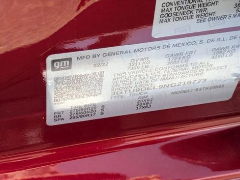 Used 2022 GMC Sierra 1500 SLT w/ SLT Premium Plus Package AWD/4WD image 25