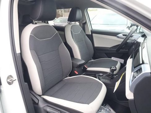 New 2026 Volkswagen Taos SE AWD/4WD image 20
