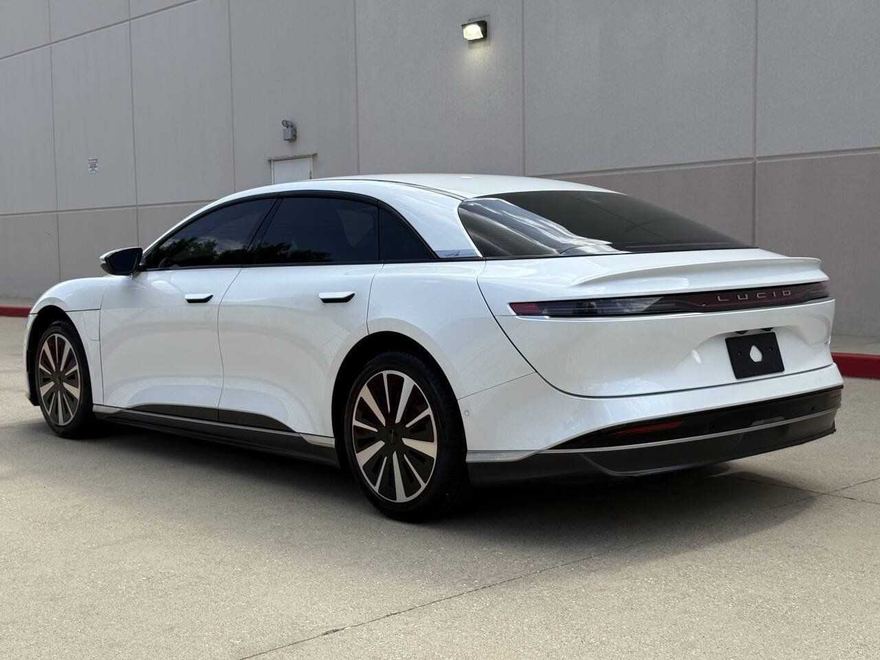 Used 2023 Lucid Air Pure AWD/4WD image 2