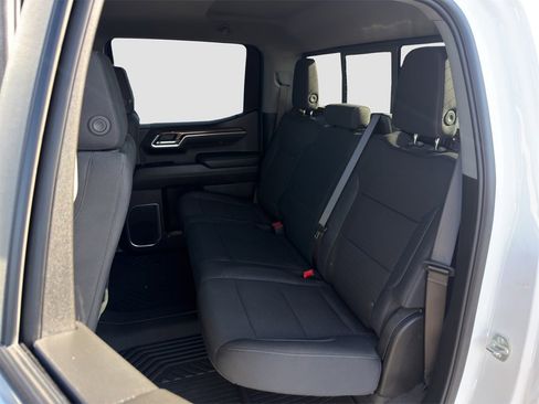 Used 2025 Chevrolet Silverado 1500 LT image 27