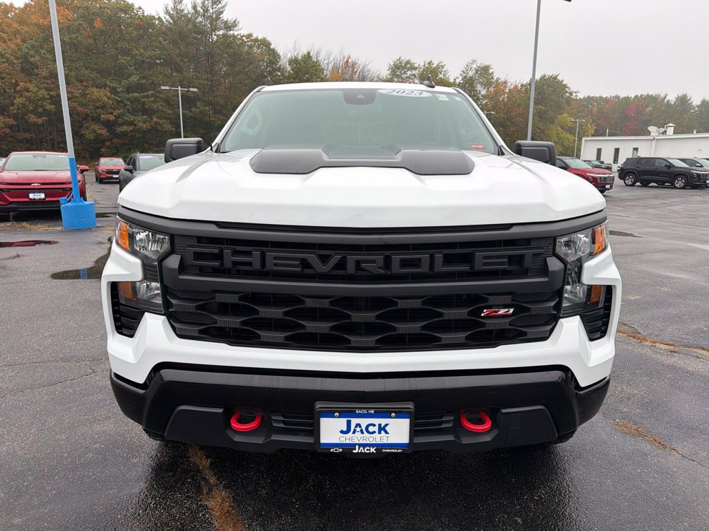 Used 2023 Chevrolet Silverado 1500 Custom Trail Boss AWD/4WD image 2