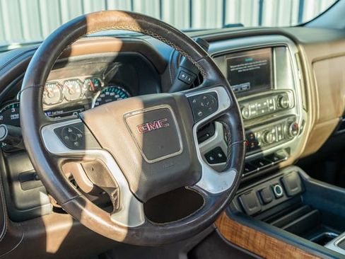 Used 2017 GMC Sierra 1500 SLT w/ SLT Premium Package image 24