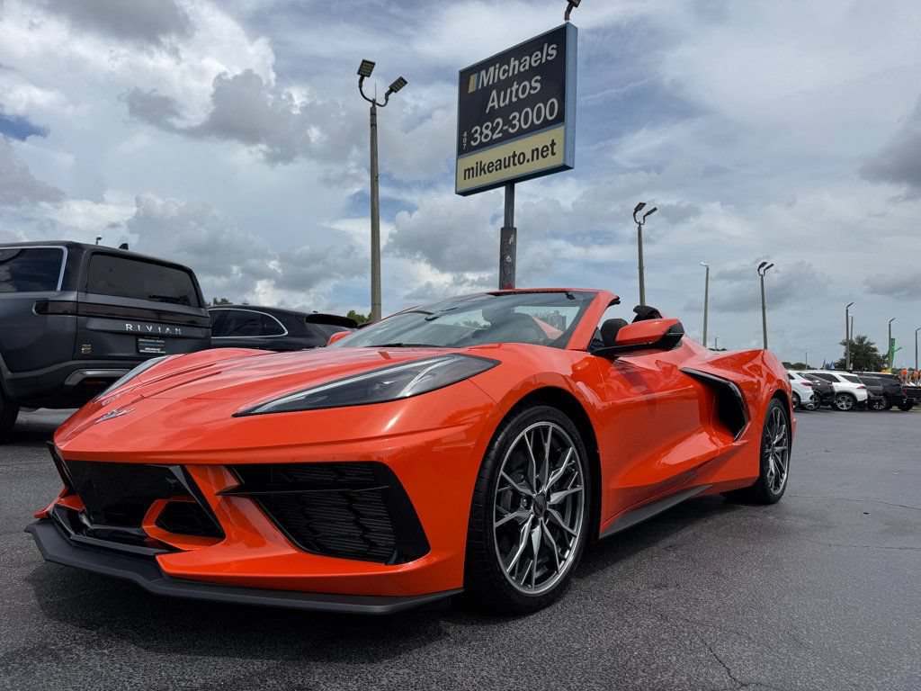 Used 2026 Chevrolet Corvette Stingray Premium Conv w/ Chrome Exterior Badge Package RWD image 3