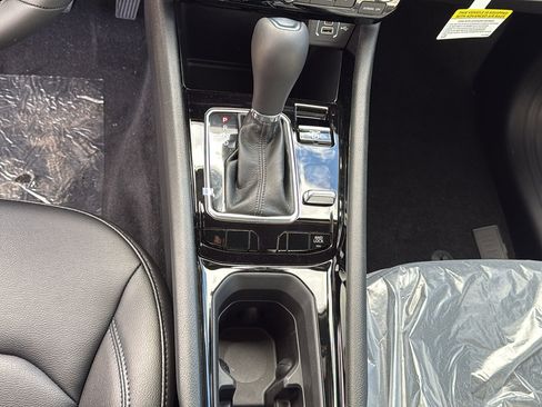 New 2026 Jeep Compass Limited image 16