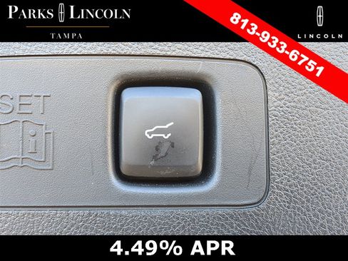 Certified 2023 Lincoln Corsair Reserve image 9