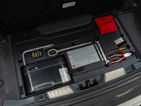 Used 2011 Ferrari California image 35