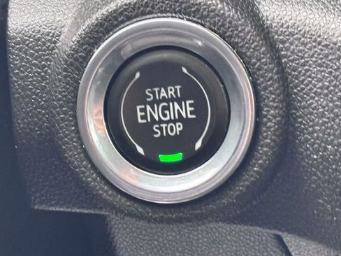 Used 2021 Chevrolet TrailBlazer LT image 19