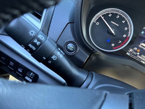 Used 2021 Subaru Forester Premium image 29