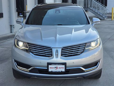 Used 2016 Lincoln MKX Reserve w/ Technology Package FWD image 4